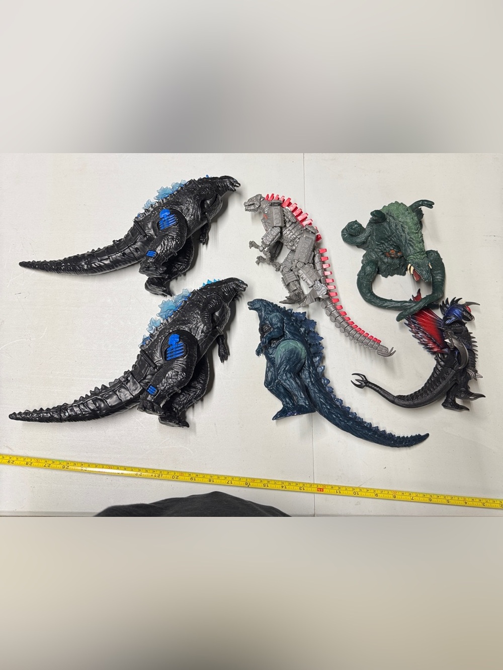 Godzilla huge action figure bundle